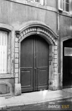Portail de maison (Metz)